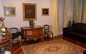 Luxury Ai Banchi Nuovi